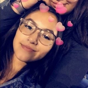 Meet your Posher, Brianna